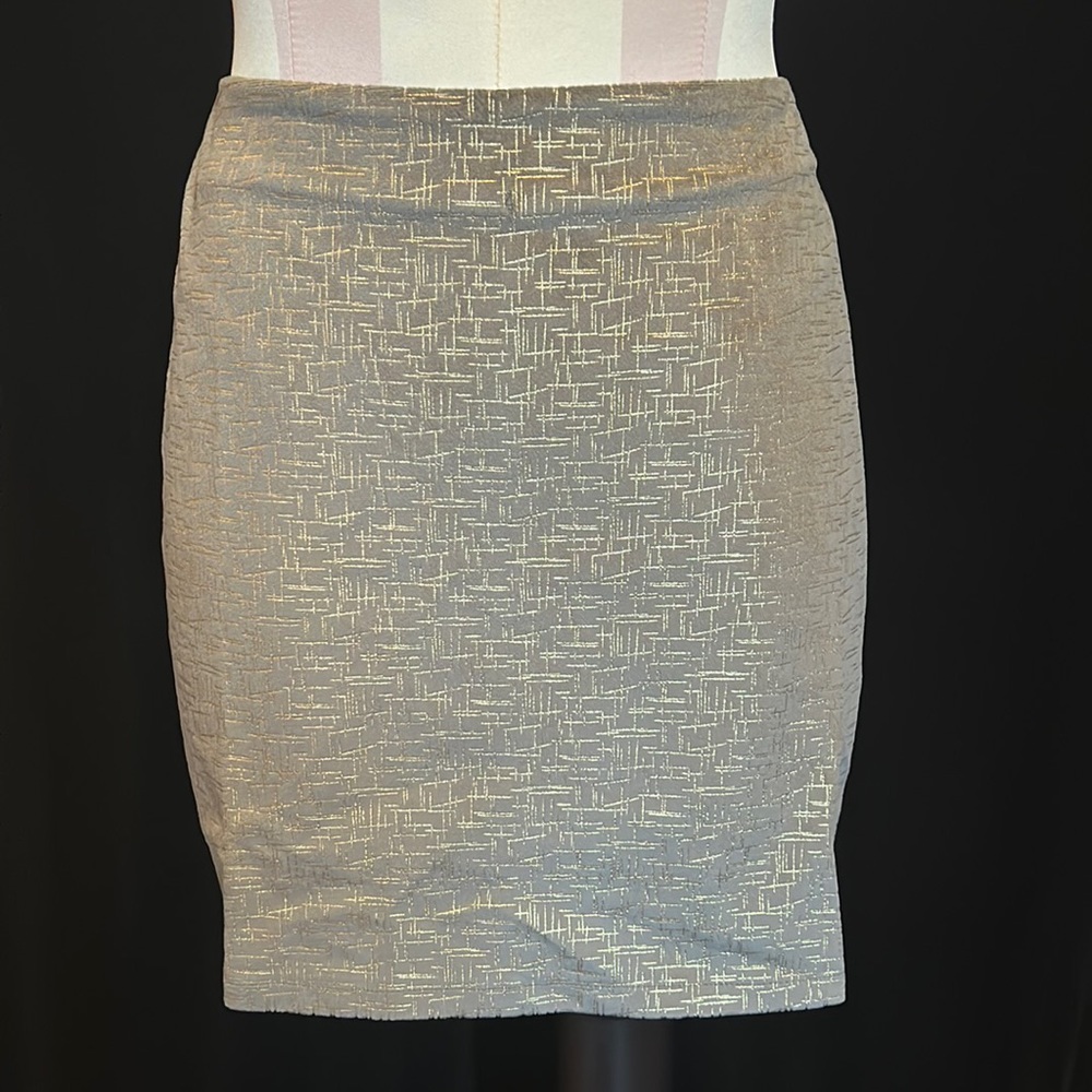 High waisted skirt, super soft, multiple sizes